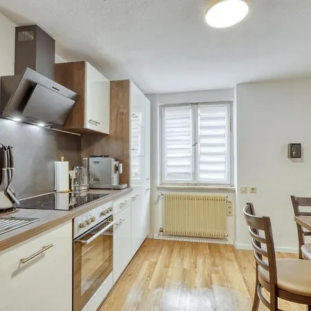 Beautiful In Bischofsheim Apartment *